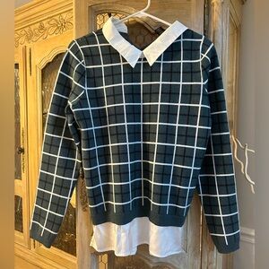 Tahari Size Large